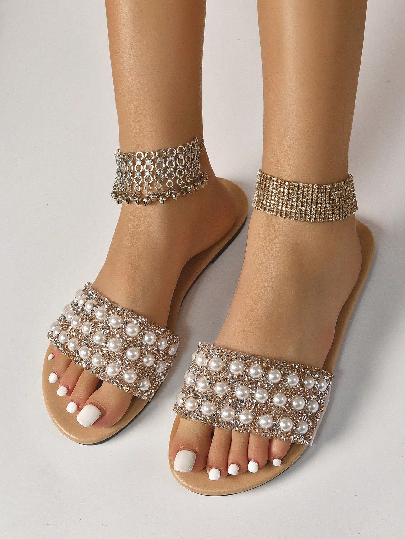 Comfortable Women Flat Sandals, Stylish And Versatile For Outdoor